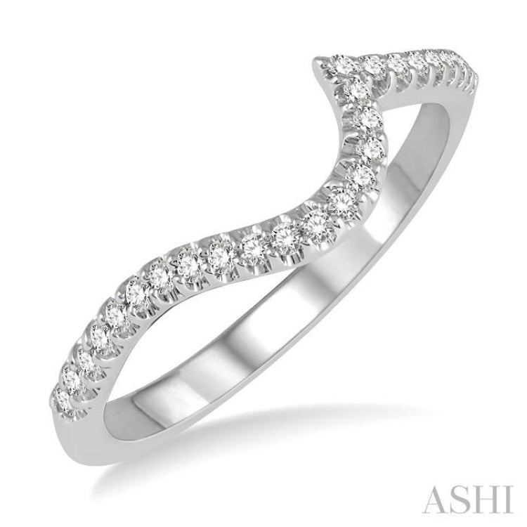 1/6 ctw Crescent Shape Round Cut Diamond Wedding Band in 14K White Gold