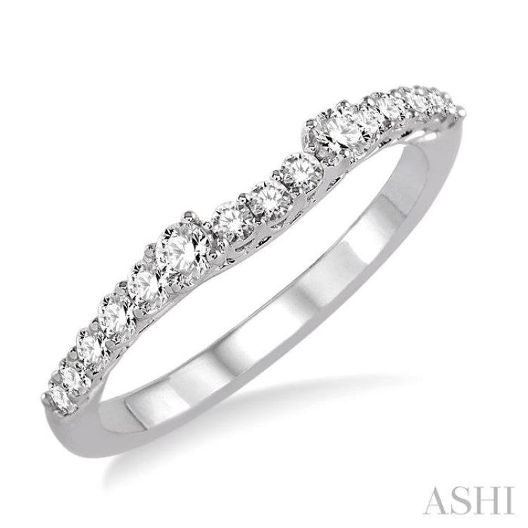 1/2 ctw Round Cut Diamond Wedding Band in 14K White Gold