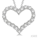 1 Ctw Heart Shape Round Cut Diamond Pendant With Chain in 14K White Gold