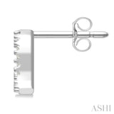 1/8 Ctw Initial 'Q' Round Cut Diamond Earrings in 10K White Gold