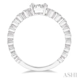 1/3 Ctw Round Shape Lattice Lovebright Diamond Cluster Ring in 14K White Gold