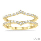 1/3 Ctw Baguette and Round Cut Diamond Chevron Insert Ring in 14K Yellow Gold