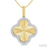 1/4 Ctw Fluted Texture Clover Round Cut Diamond Pirouette Fashion Pendant With Chain in 10K Yellow and White Gold