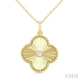 1/20 Ctw Clover Fluted Medallion Round Cut Diamond Pirouette Pendant With Chain in 10K Yellow Gold