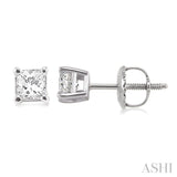 1/3 Ctw Princess Cut Diamond Stud Earrings in 14K White Gold