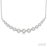 Graduated Diamond Fixed Smile Necklace