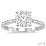 Lovebright Essential Diamond Engagement Ring